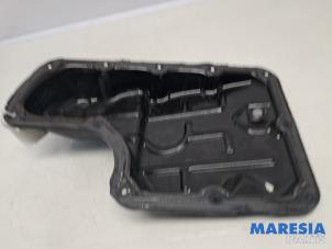 Gebruikte Carterpan Renault Twingo III (AH) 1.0 SCe 70 12V Prijs € 39,99 Margeregeling aangeboden door Maresia Parts