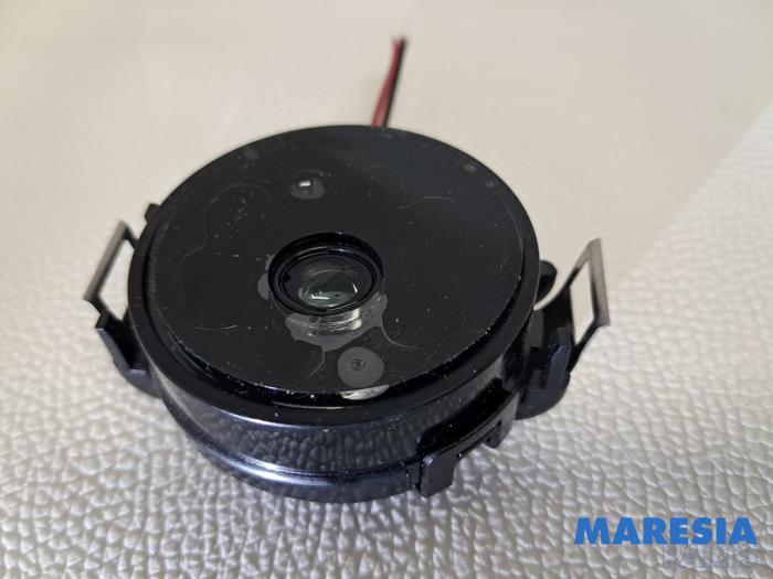 Gebruikte Regensensor Fiat Talento 2.0 EcoJet BiTurbo 170 Prijs € 18,15 Inclusief btw aangeboden door Maresia Parts