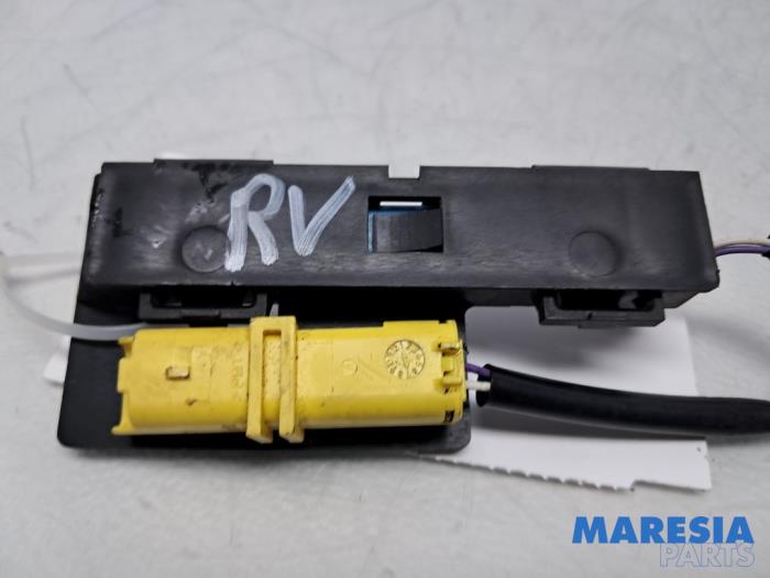 Gebruikte TPMS systeem Peugeot 207 CC (WB) 1.6 16V Prijs € 10,00 Margeregeling aangeboden door Maresia Parts