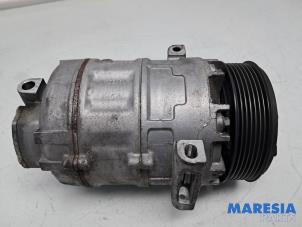 Gebruikte Aircopomp Renault Trafic (1FL/2FL/3FL/4FL) 2.0 dCi 16V 120 Prijs € 151,25 Inclusief btw aangeboden door Maresia Parts