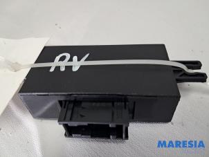 Gebruikte Deur module Citroen C4 Grand Picasso (3A) 1.6 16V THP 165 Prijs € 25,00 Margeregeling aangeboden door Maresia Parts