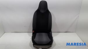 Gebruikte Stoel links Peugeot 108 1.0 12V VVT-i Prijs € 189,99 Margeregeling aangeboden door Maresia Parts