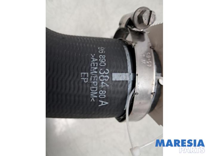 Intercooler Slang van een Citroën C4 Grand Picasso (3A) 1.6 16V THP 165 2016