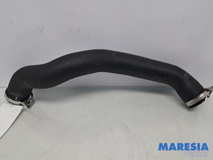 Intercooler Slang van een Citroën C4 Grand Picasso (3A) 1.6 16V THP 165 2016