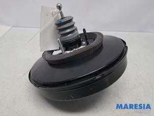 Gebruikte Rembol Citroen C4 Grand Picasso (3A) 1.6 16V THP 165 Prijs € 60,00 Margeregeling aangeboden door Maresia Parts