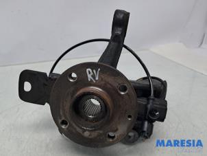 Gebruikte Asschenkel rechts-voor Peugeot 108 1.0 12V VVT-i Prijs € 75,00 Margeregeling aangeboden door Maresia Parts