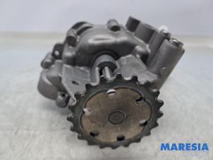 Gebruikte Oliepomp Renault Master III (FV) 2.3 dCi 170 16V FWD Prijs € 145,20 Inclusief btw aangeboden door Maresia Parts