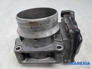 Gebruikte Gasklephuis Renault Master III (FV) 2.3 dCi 170 16V FWD Prijs € 93,78 Inclusief btw aangeboden door Maresia Parts