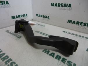 Gebruikte Gaspedaalpositie Sensor Peugeot 307 (3A/C/D) 2.0 HDi 110 FAP Prijs € 30,00 Margeregeling aangeboden door Maresia Parts