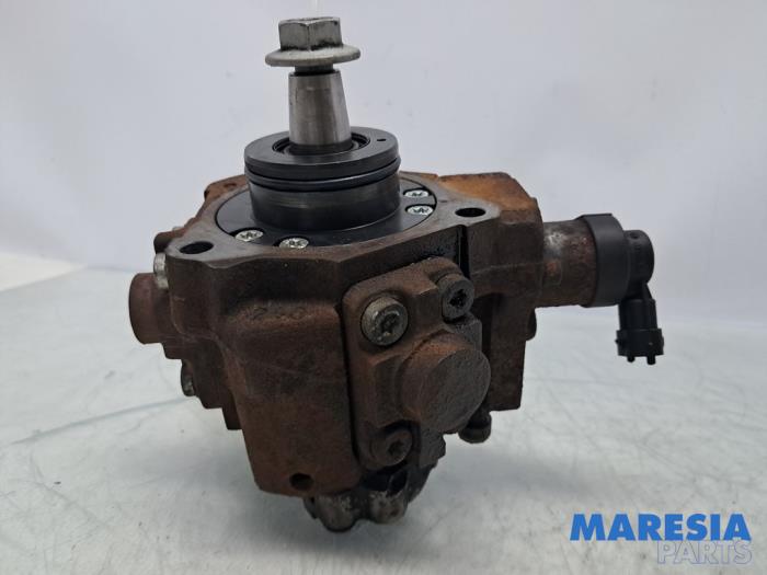 Gebruikte Brandstofpomp Mechanisch Renault Trafic New (FL) 2.5 dCi 16V 145 Prijs € 181,49 Inclusief btw aangeboden door Maresia Parts