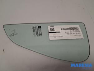 Gebruikte Ruit Driekhoek links-achter Opel Karl 1.0 12V Prijs € 29,99 Margeregeling aangeboden door Maresia Parts