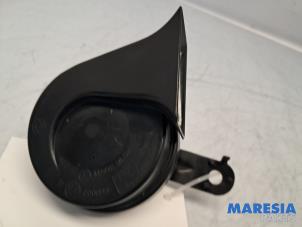 Gebruikte Claxon Opel Karl 1.0 12V Prijs € 19,99 Margeregeling aangeboden door Maresia Parts