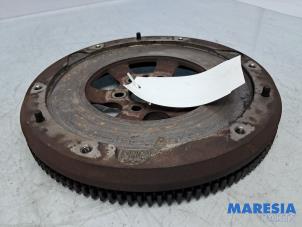 Gebruikte Vliegwiel Citroen C4 Cactus (0B/0P) 1.2 PureTech 82 12V Prijs € 59,00 Margeregeling aangeboden door Maresia Parts