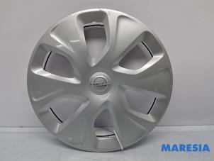Gebruikte Wieldop Opel Karl 1.0 12V Prijs € 17,50 Margeregeling aangeboden door Maresia Parts
