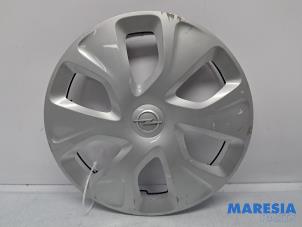 Gebruikte Wieldop Opel Karl 1.0 12V Prijs € 17,50 Margeregeling aangeboden door Maresia Parts