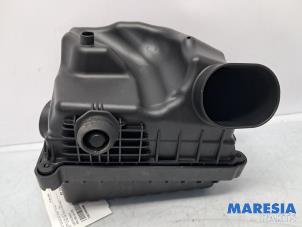 Gebruikte Luchtfilterhuis Opel Karl 1.0 12V Prijs € 30,00 Margeregeling aangeboden door Maresia Parts