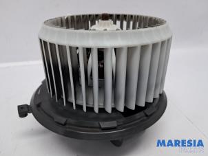 Gebruikte Chaufage Ventilatiemotor Alfa Romeo Brera (939) 2.2 JTS 16V Prijs € 50,00 Margeregeling aangeboden door Maresia Parts