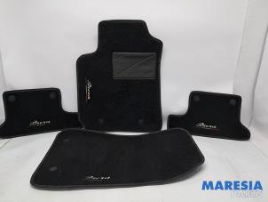 Gebruikte Matten Set Alfa Romeo Brera (939) 2.2 JTS 16V Prijs € 75,00 Margeregeling aangeboden door Maresia Parts