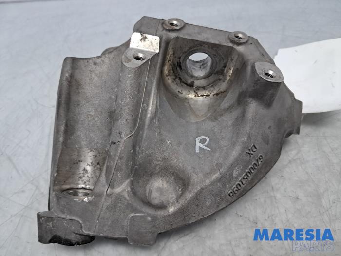 Gebruikte Motorsteun Alfa Romeo Giulia (952) 2.9 Bi-Turbo V6 24V Quadrifoglio Verde Prijs € 49,95 Margeregeling aangeboden door Maresia Parts