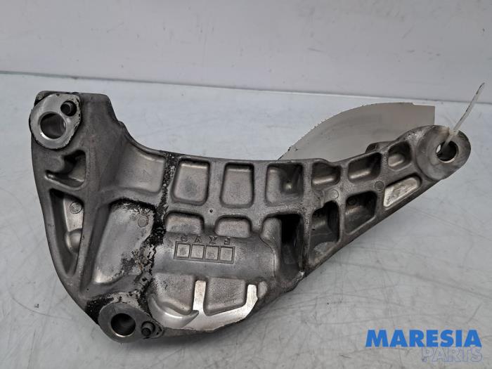 Gebruikte Motorsteun Alfa Romeo Giulia (952) 2.9 Bi-Turbo V6 24V Quadrifoglio Verde Prijs € 49,95 Margeregeling aangeboden door Maresia Parts