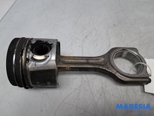 Gebruikte Drijfstang Peugeot Expert (G9) 1.6 HDi 90 Prijs € 60,50 Inclusief btw aangeboden door Maresia Parts