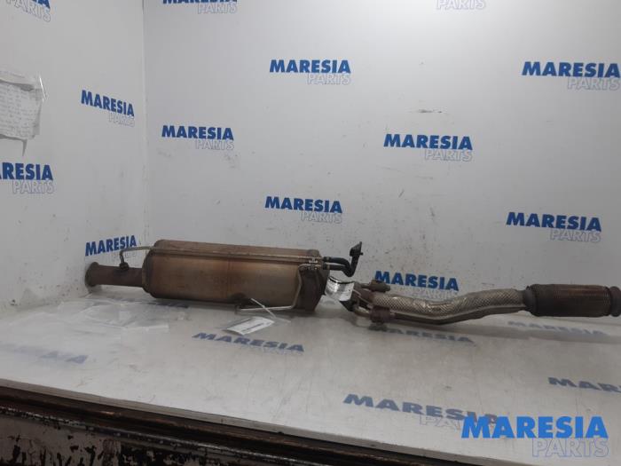 Gebruikte Roetfilter Citroen C4 Cactus (0B/0P) 1.6 Blue Hdi 100 Prijs € 245,00 Margeregeling aangeboden door Maresia Parts