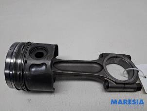 Gebruikte Drijfstang Peugeot Expert (G9) 2.0 HDi 120 Prijs € 108,89 Inclusief btw aangeboden door Maresia Parts