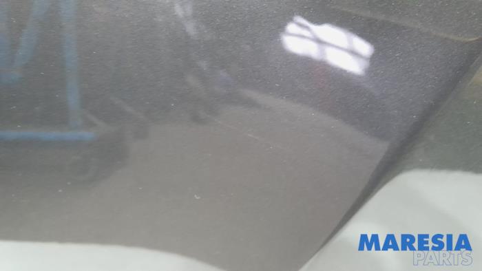 Motorkap van een Alfa Romeo Giulietta (940) 1.4 TB 16V 2011