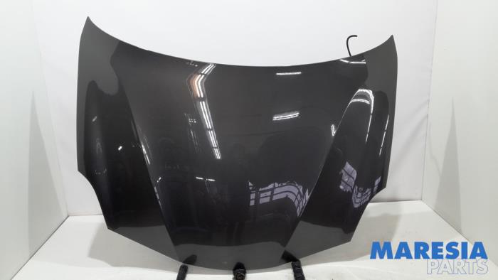 Motorkap van een Alfa Romeo Giulietta (940) 1.4 TB 16V 2011