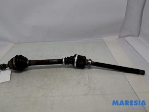 Gebruikte Cardanas rechts-voor (VWA) Peugeot 5008 I (0A/0E) 1.6 THP 16V Prijs € 39,90 Margeregeling aangeboden door Maresia Parts