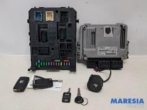 Gebruikte Computer Motormanagement Peugeot 5008 I (0A/0E) 1.6 THP 16V Prijs € 350,00 Margeregeling aangeboden door Maresia Parts