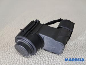 Gebruikte PDC Sensor Peugeot 5008 I (0A/0E) 1.6 THP 16V Prijs € 34,99 Margeregeling aangeboden door Maresia Parts