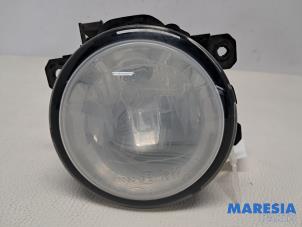 Gebruikte Mistlamp rechts-voor Citroen C-Zero C-Zero Prijs € 15,00 Margeregeling aangeboden door Maresia Parts