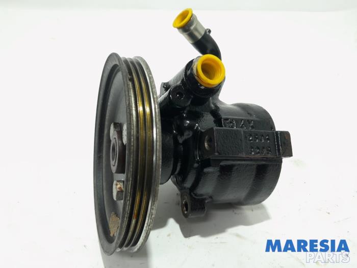 Pomp Servo Fiat Doblo (223A/119), 2001 / 2010 1.4, MPV, Benzine, 1.368cc, 57kW (77pk), FWD, 350A1000, 2005-10 / 2010-12, 119 (Gebruikt)