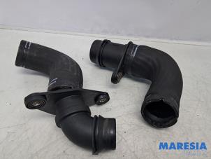 Gebruikte Intercooler Buis Alfa Romeo Giulietta (940) 1.4 TB 16V Prijs € 29,99 Margeregeling aangeboden door Maresia Parts