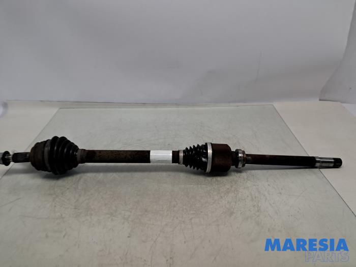 Gebruikte Steekas rechts-voor Peugeot 308 (L3/L8/LB/LH/LP) 1.6 16V THP Prijs € 99,99 Margeregeling aangeboden door Maresia Parts