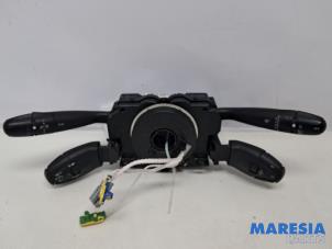 Gebruikte Combischakelaar Stuurkolom Peugeot 307 Break (3E) 1.6 16V Prijs € 124,99 Margeregeling aangeboden door Maresia Parts