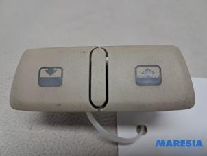 Gebruikte Cabriodak Bediening Fiat 500C (312) 1.4 16V Prijs € 25,00 Margeregeling aangeboden door Maresia Parts