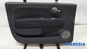 Gebruikte Deurbekleding 2Deurs links Fiat 500C (312) 0.9 TwinAir 85 Prijs € 75,00 Margeregeling aangeboden door Maresia Parts