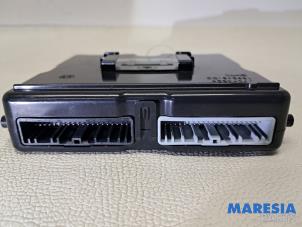 Gebruikte Module climatronic Renault Megane IV (RFBB) 1.2 Energy TCE 130 Prijs € 75,00 Margeregeling aangeboden door Maresia Parts