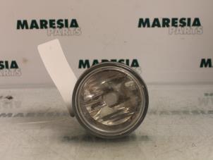 Gebruikte Mistlamp rechts-voor Citroen C2 (JM) 1.4 Prijs € 15,00 Margeregeling aangeboden door Maresia Parts