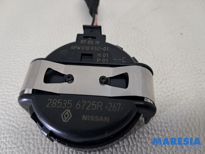 Regensensor van een Renault Trafic (1FL/2FL/3FL/4FL) 1.6 dCi 145 Twin Turbo 2019