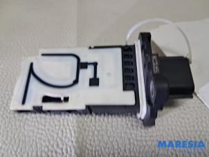 Gebruikte Luchthoeveelheidsmeter Renault Trafic (1FL/2FL/3FL/4FL) 1.6 dCi 145 Twin Turbo Prijs € 60,50 Inclusief btw aangeboden door Maresia Parts