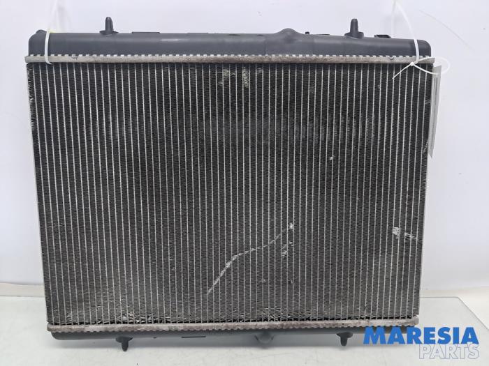 Gebruikte Radiateur Peugeot 3008 I (0U/HU) 1.6 16V THP 150 Prijs € 30,00 Margeregeling aangeboden door Maresia Parts