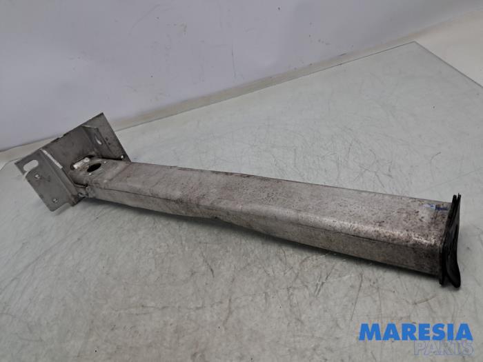 Gebruikte Frontdeel steun Peugeot 3008 I (0U/HU) 1.6 16V THP 150 Prijs € 25,00 Margeregeling aangeboden door Maresia Parts