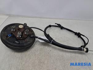 Gebruikte Fusee rechts-achter Fiat 500 (312) 1.2 Prijs € 60,00 Margeregeling aangeboden door Maresia Parts