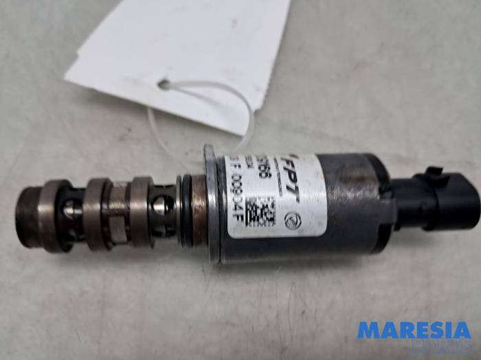 Gebruikte Nokkenas Sensor Fiat 500 (312) 1.2 Prijs € 24,90 Margeregeling aangeboden door Maresia Parts
