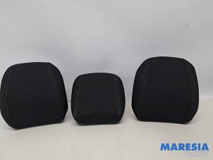 Gebruikte Hoofdsteun set Peugeot 308 (L3/L8/LB/LH/LP) 1.6 16V THP Prijs € 139,99 Margeregeling aangeboden door Maresia Parts