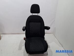 Gebruikte Voorstoel links Opel Combo 1.3 CDTI 16V Prijs € 301,29 Inclusief btw aangeboden door Maresia Parts