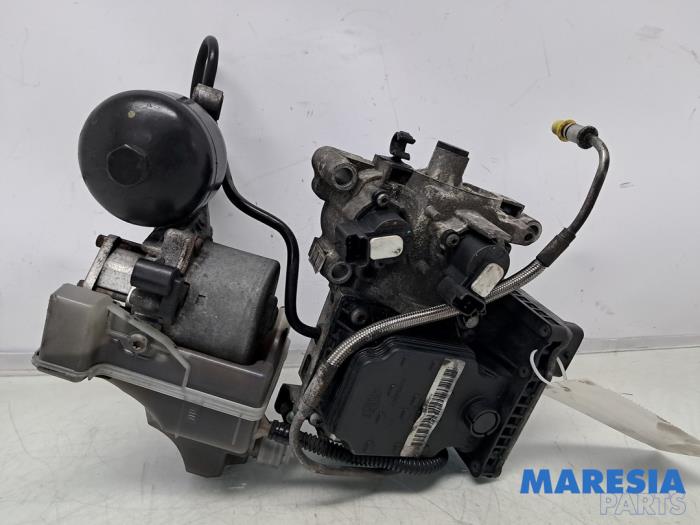 Gebruikte Schakelrobot Citroen C4 Picasso (UD/UE/UF) 1.6 16V THP 155 Prijs € 850,00 Margeregeling aangeboden door Maresia Parts